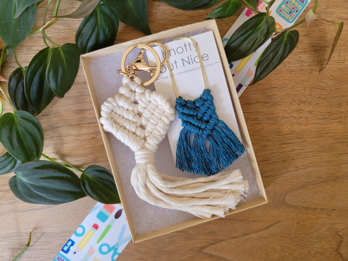 Keychain & Bookmark gift set