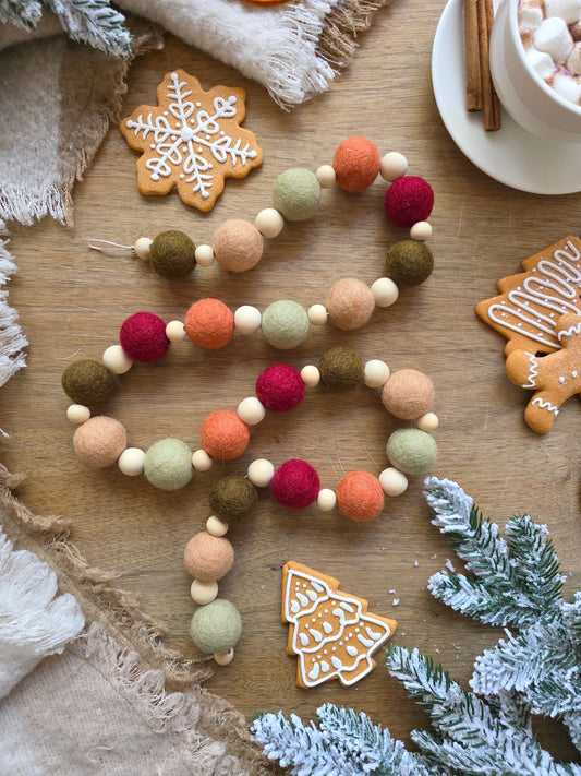 Pom Pom Garland - muted