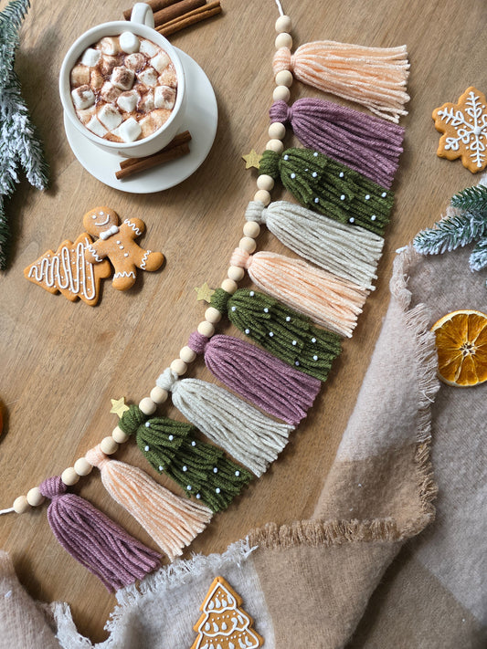 Tassel Garland - Lavender